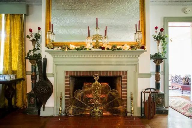 Service image