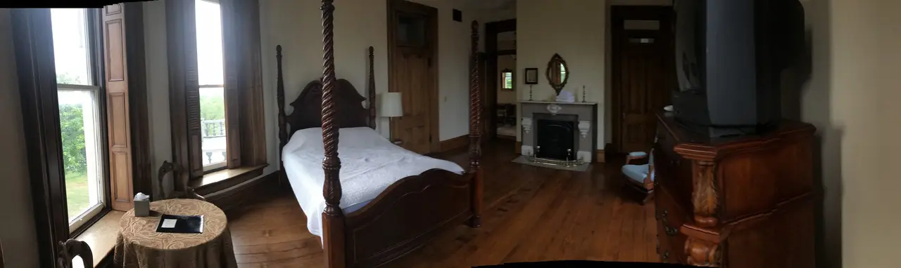 Service image