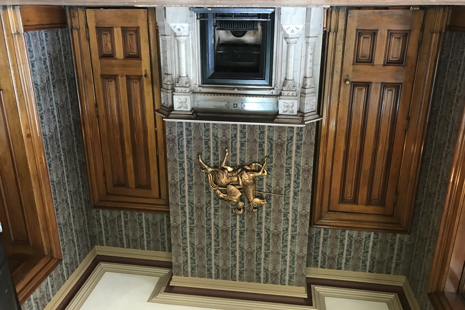 Service image