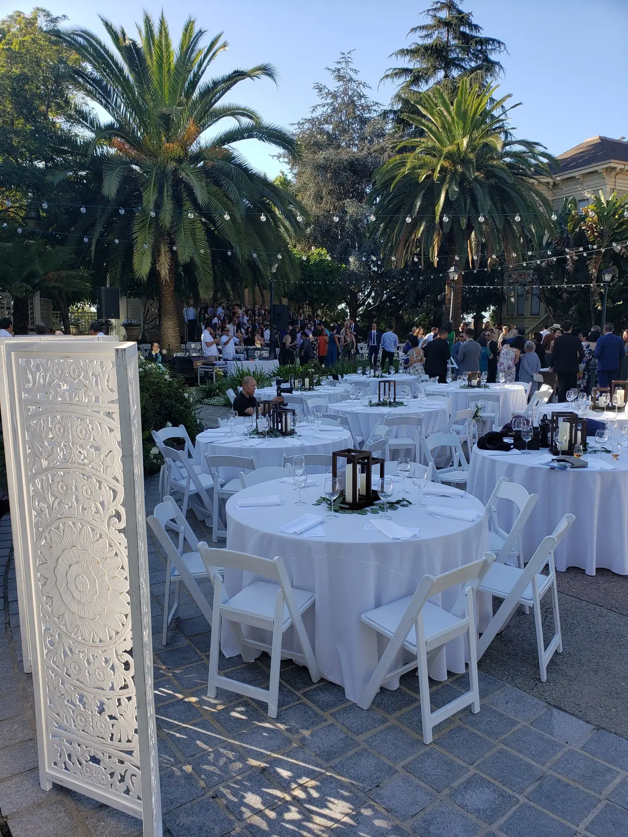 Service image