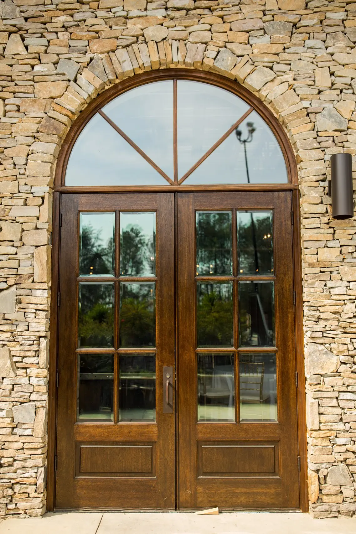 Service image