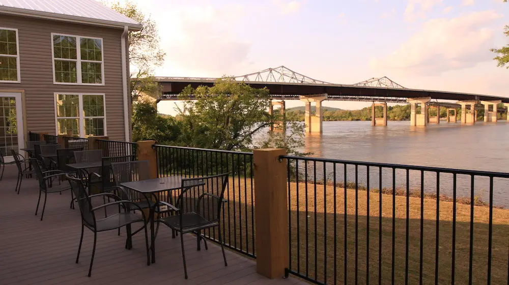 Service image