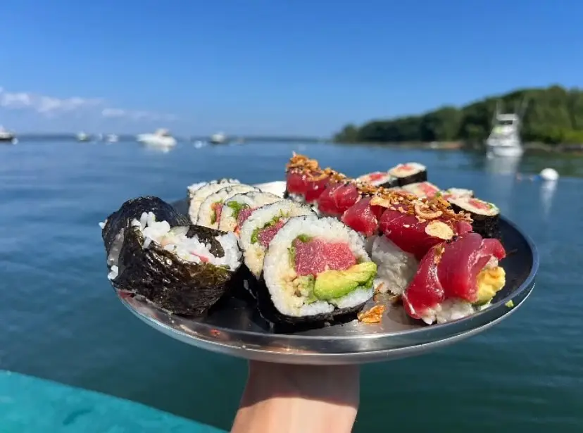 Great Wave Sushi