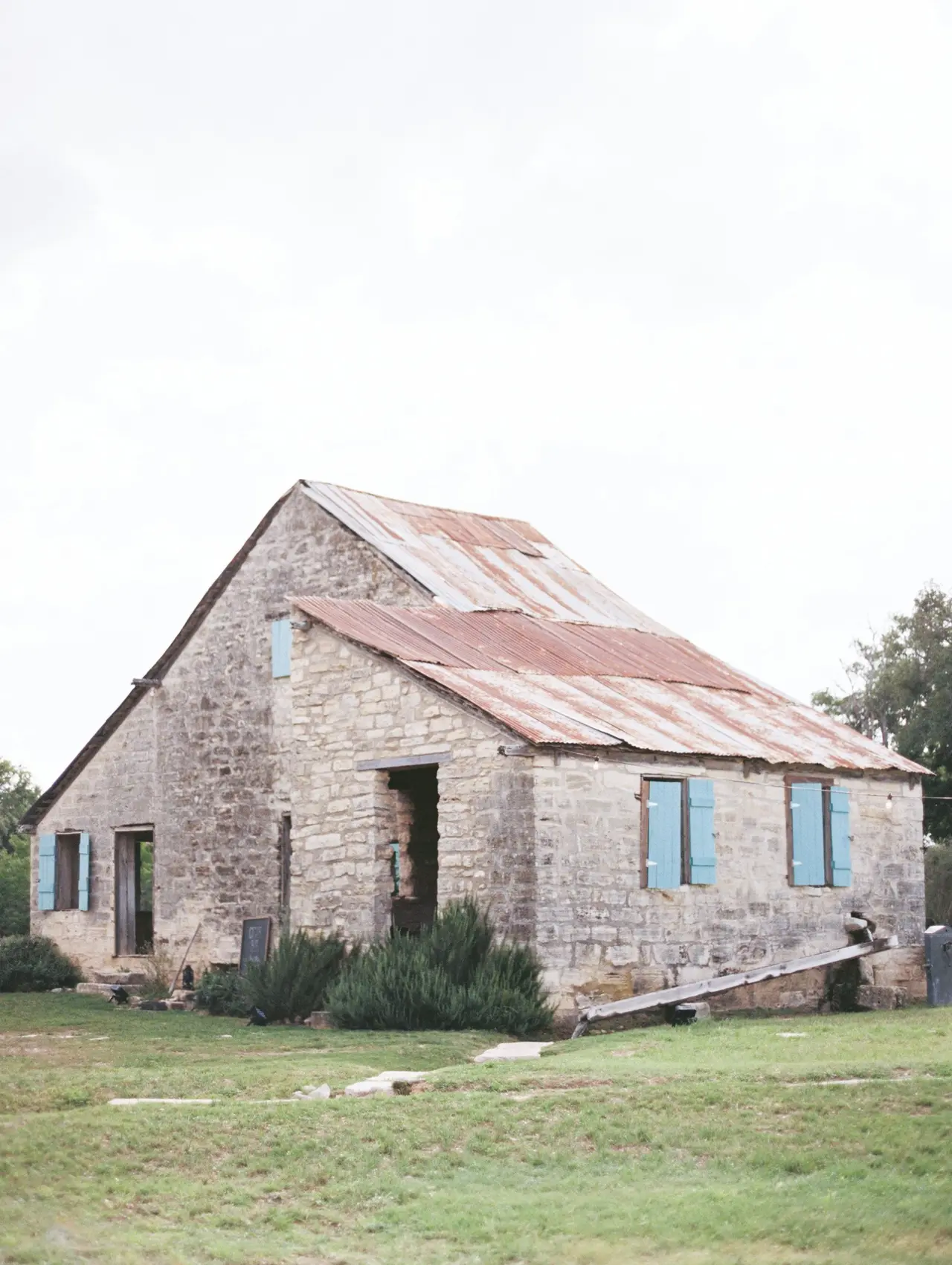 Service image