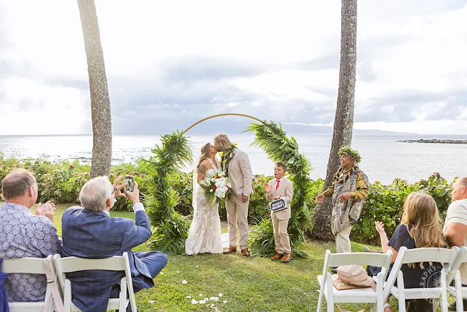 Simple Maui Wedding