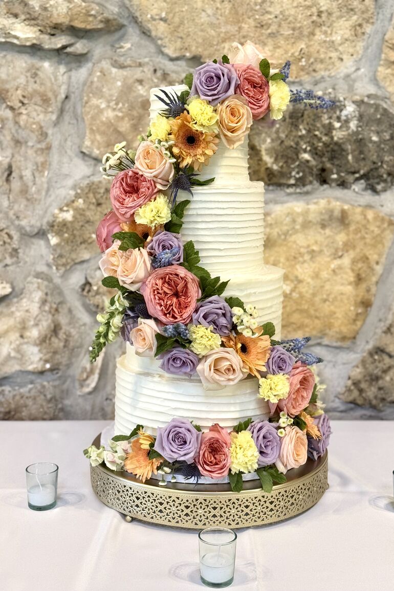 Cafe Rachel Cakes and Bakes